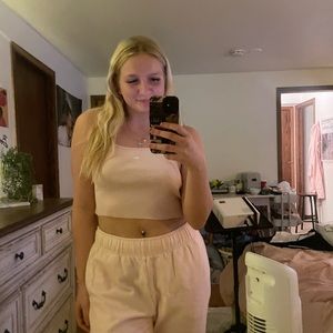 Meet your Posher, Madeline